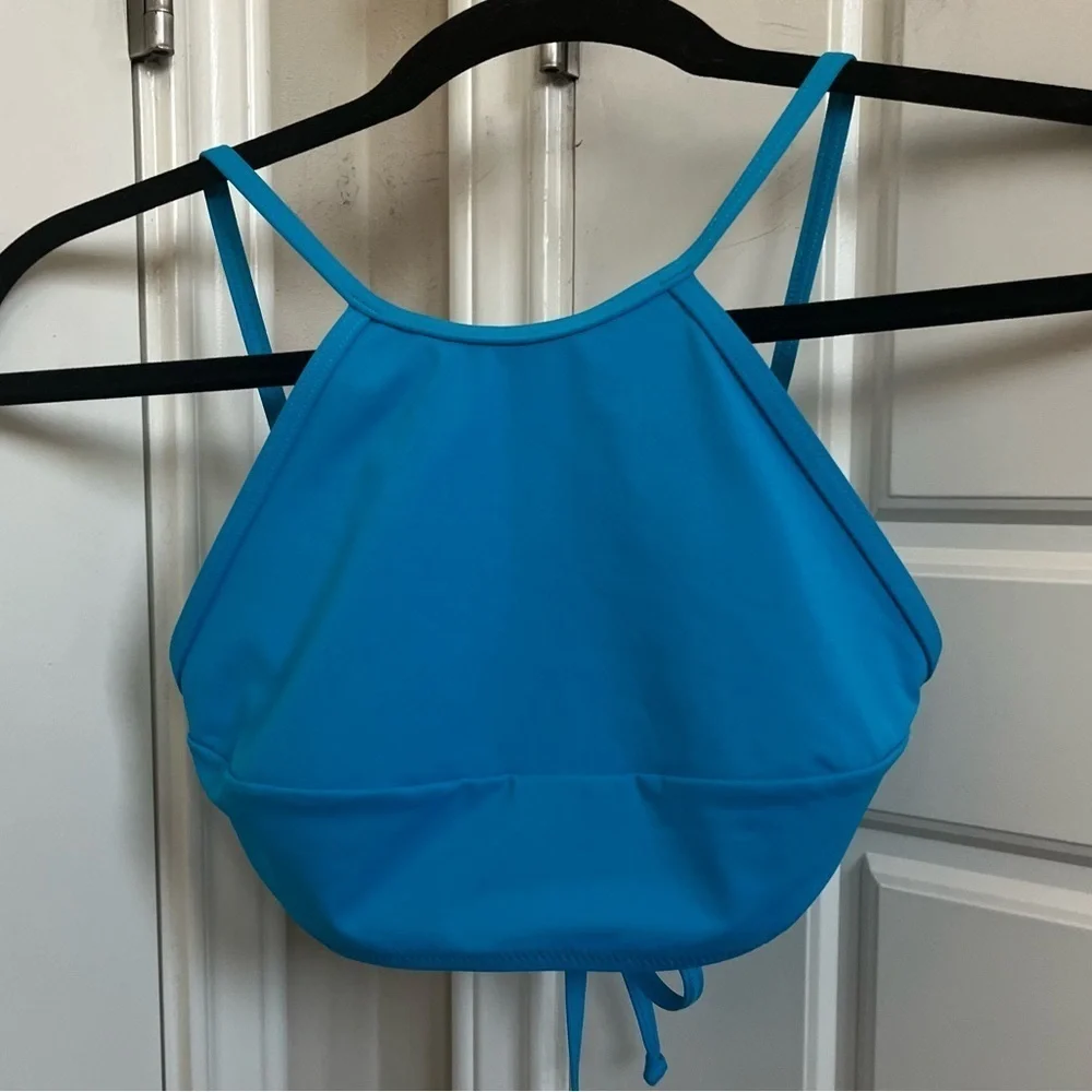 SKIMS Halter Bikini Top in Turquoise Size XS